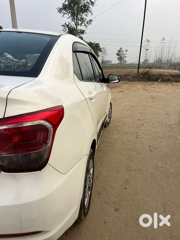 Hyundai Xcent 2015 Diesel Well Maintained