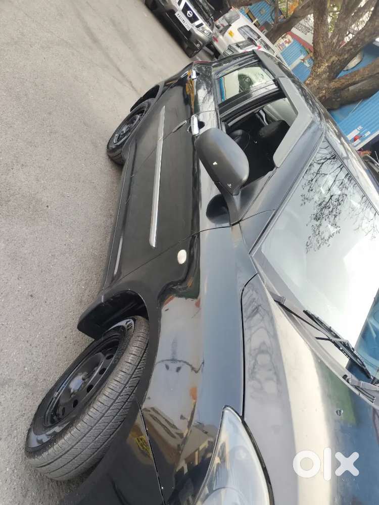 Swift Maruti Suzuki 2006 4th Owner