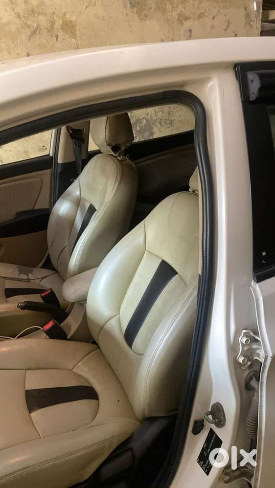 Hyundai Verna Petrol 2017