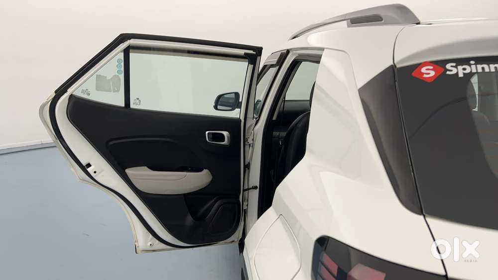 Hyundai Venue 1.0 Sx (o) Turbo Dct, 2022, Petrol