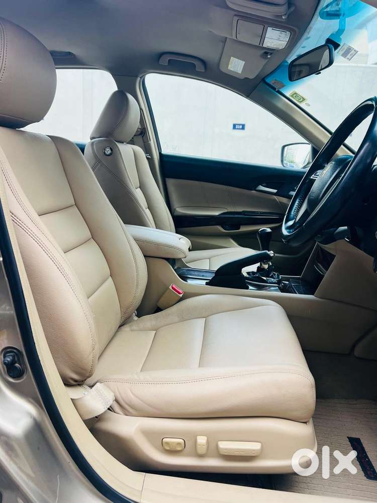Honda Accord 2.4 Manual, 2008, Petrol