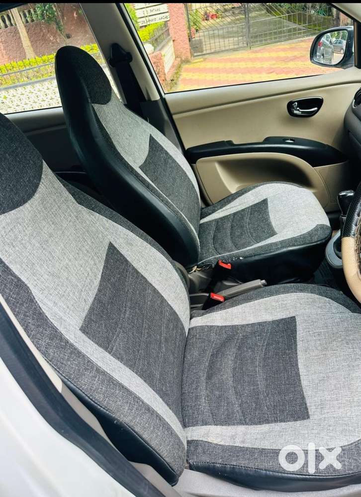 Hyundai I10 Sportz, 2017, Petrol