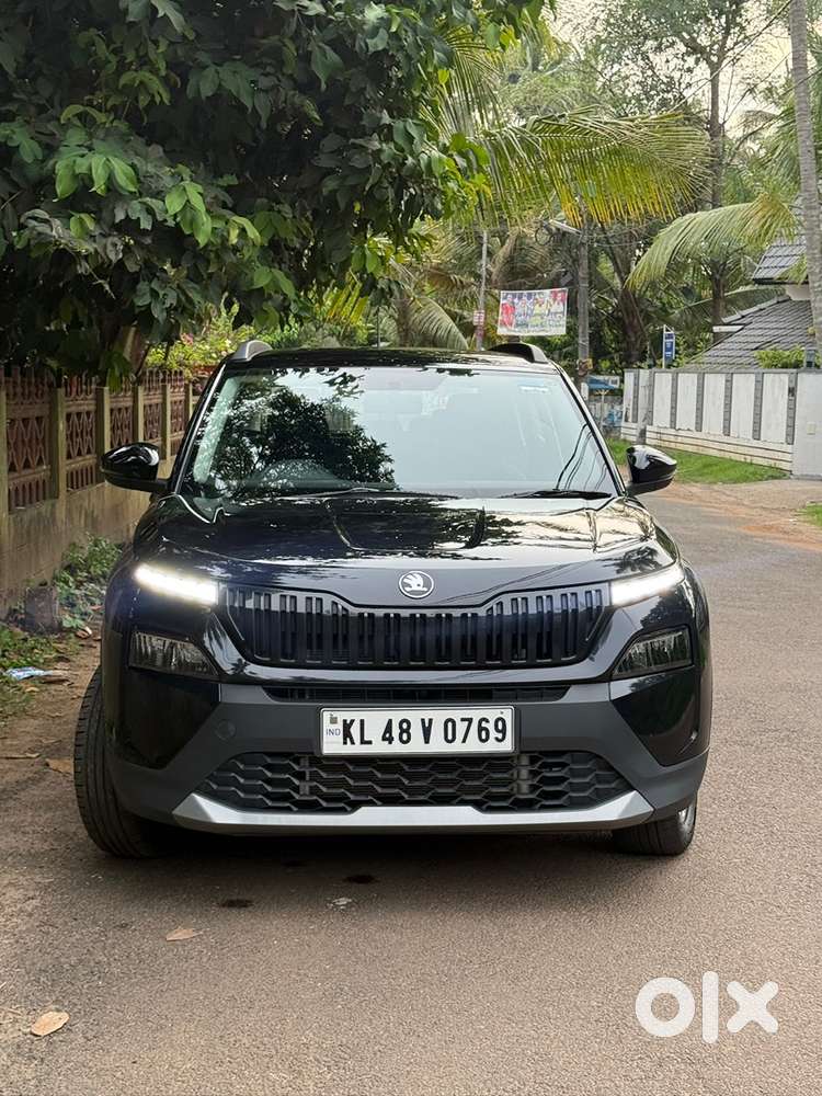 Skoda Kylaq Petrol Signature At 2025