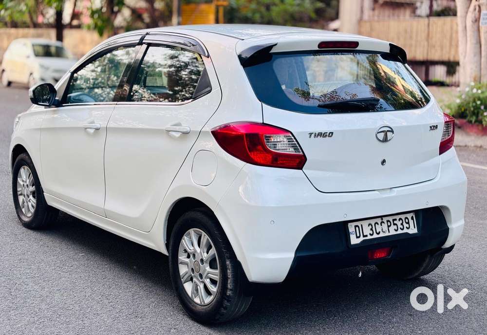 Tata Tiago 1.2 Revotron Xza, 2018, Petrol