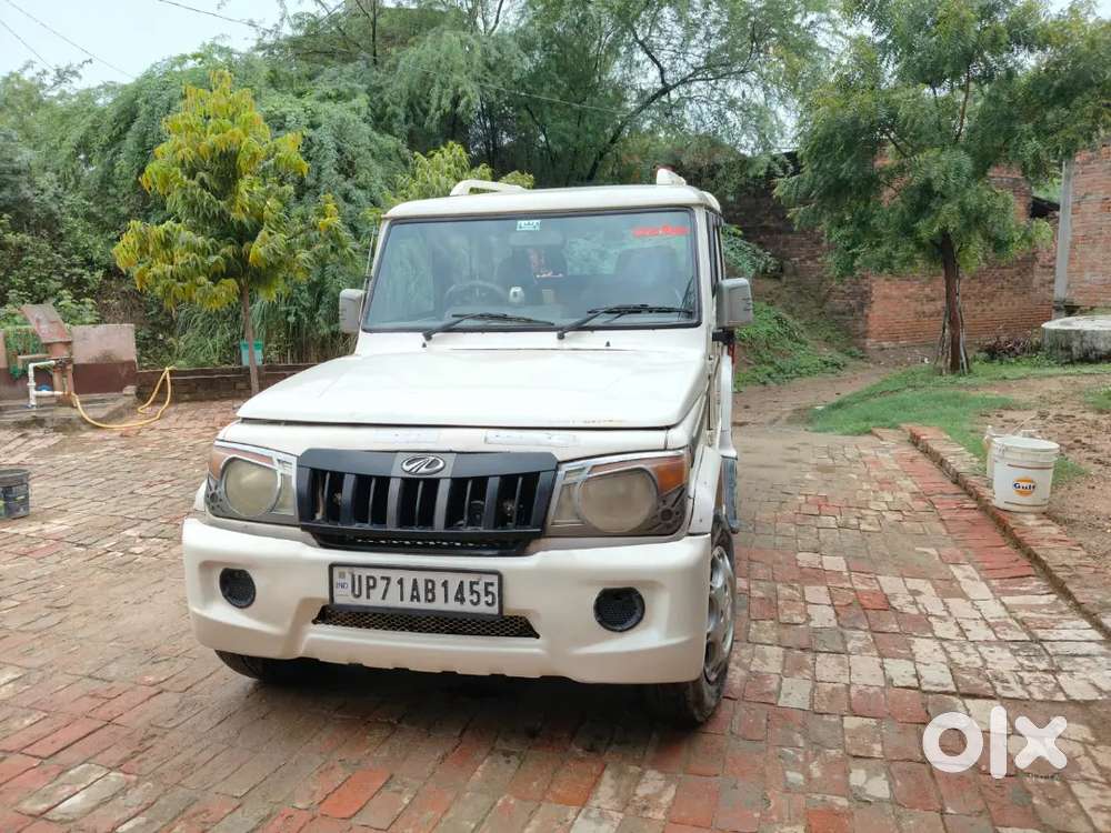 Mahindra Bolero 2017 Diesel Automatic 180000 Km