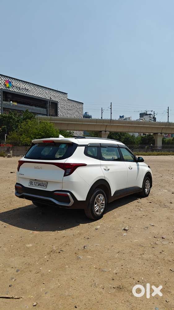 Kia Carens 1.5 Premium 7 Str, 2023, Petrol
