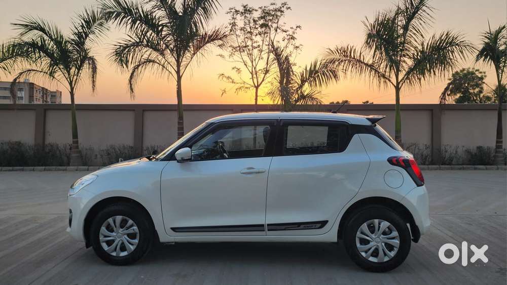 Maruti Suzuki Swift, 2022, Petrol