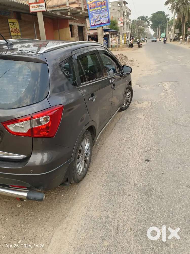 Maruti Suzuki S-cross 2017 Diesel Well Maintained