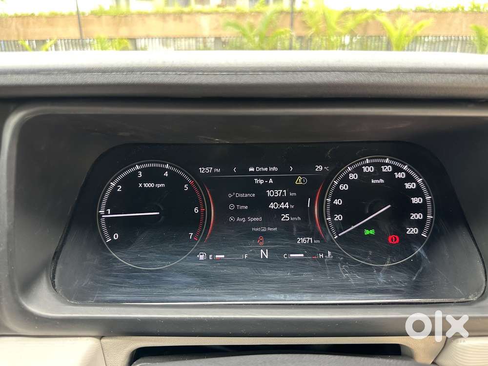 Mahindra Xuv700 2.2 Ax 3 Diesel Mt 7 Str, 2024, Diesel