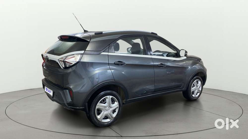 Tata Nexon 1.2 Revotron Xm (s), 2021, Petrol