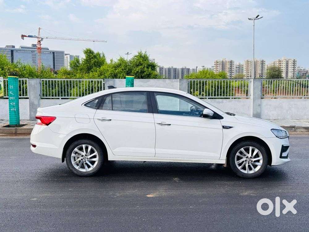 Skoda Slavia 1.0 Tsi Style At, 2024, Petrol