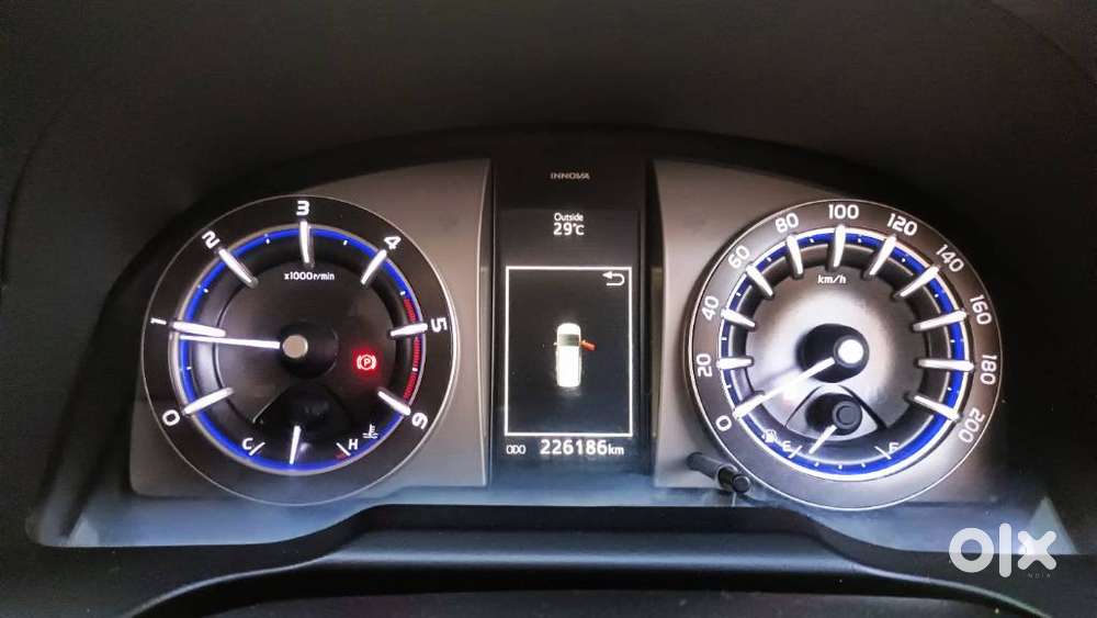 Toyota Innova Crysta 2.4 Z 7 Str, 2017