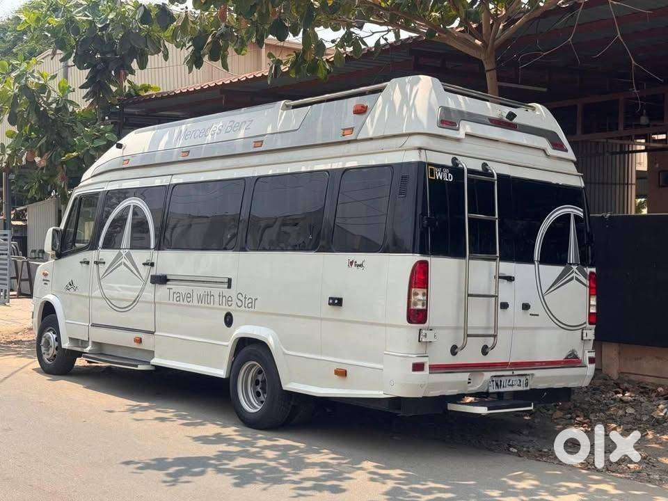 Luxury Campervan  15,000 Km  Force Traveller (3.2l Diesel 6-wheeler)