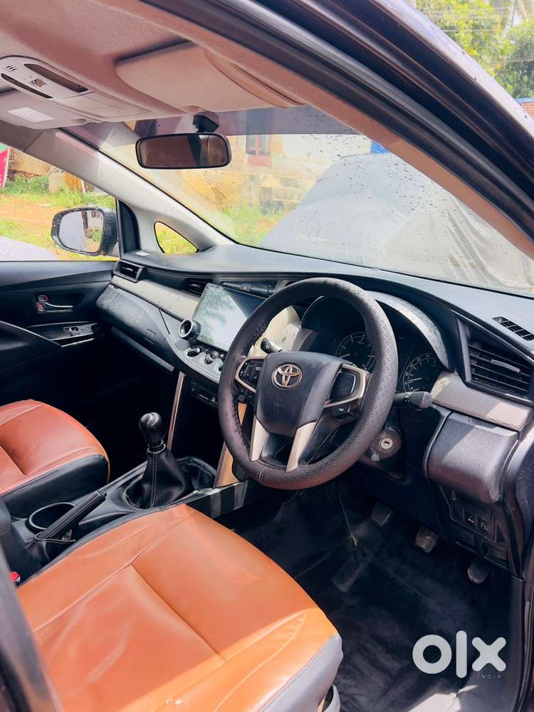 Toyota Innova Crysta 2018