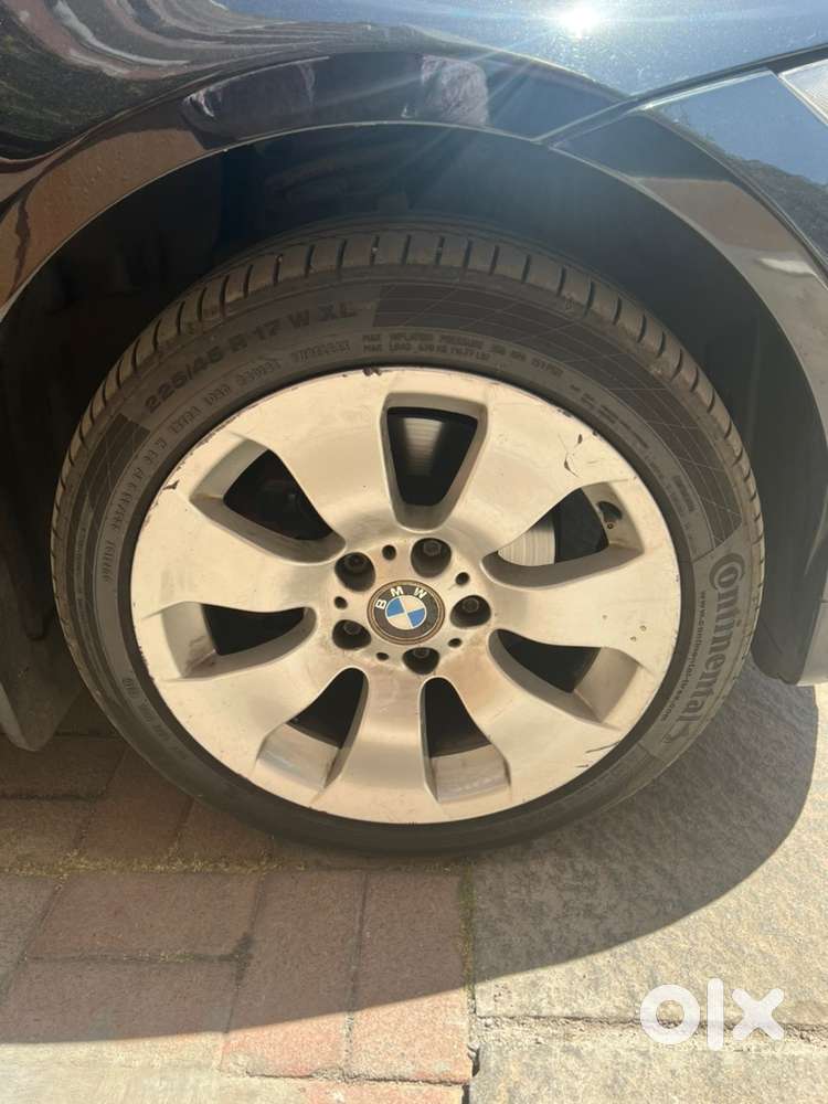 Beautiful Bmw 325i 6cylinder Petrol Automatic