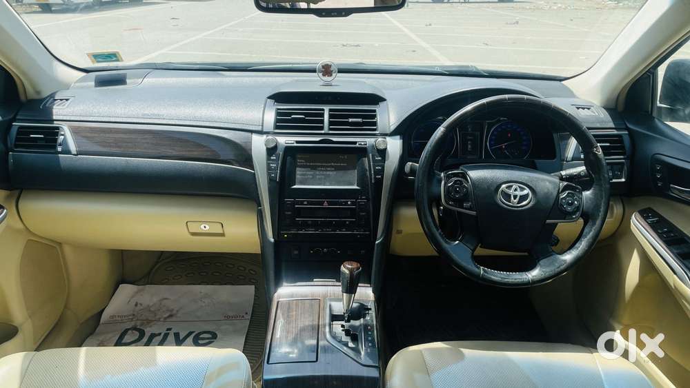 Toyota Camry Hybrid 2.5, 2015, Petrol