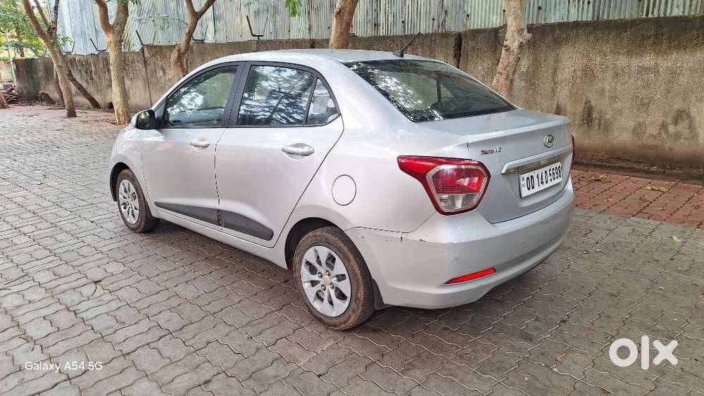 Hyundai Xcent 1.2l Kappa Dual Vtvt 5-speed Manual Base, 2014, Petrol