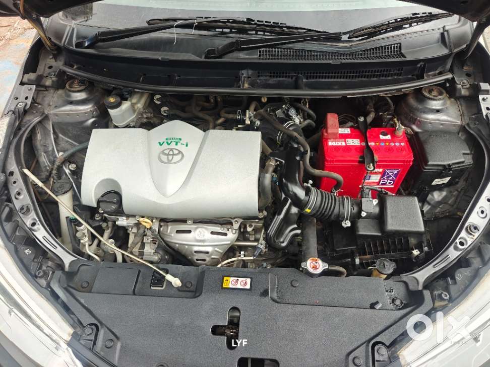 Toyota Yaris J Cvt, 2018, Petrol