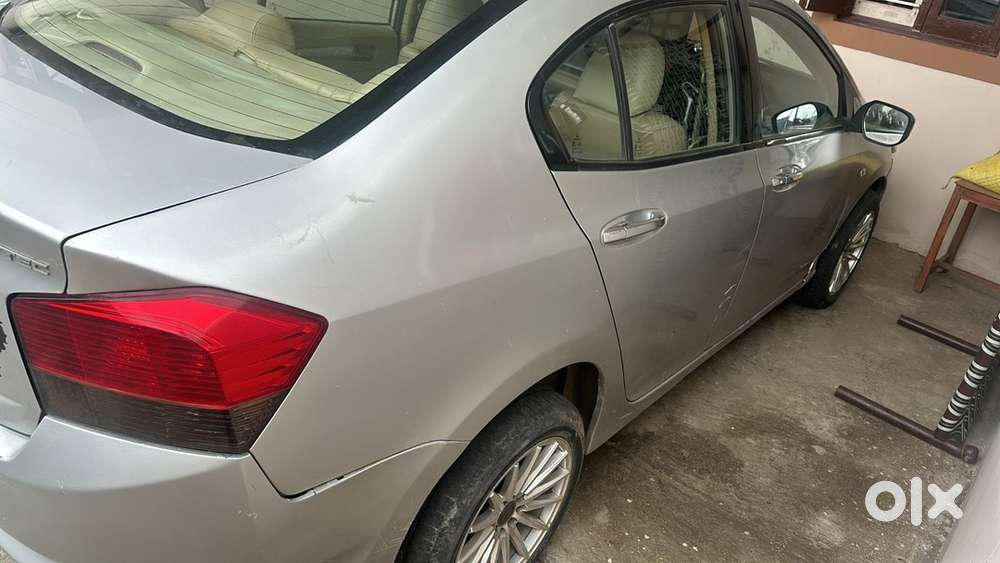 Honda City Hybrid 2010 Without Passing