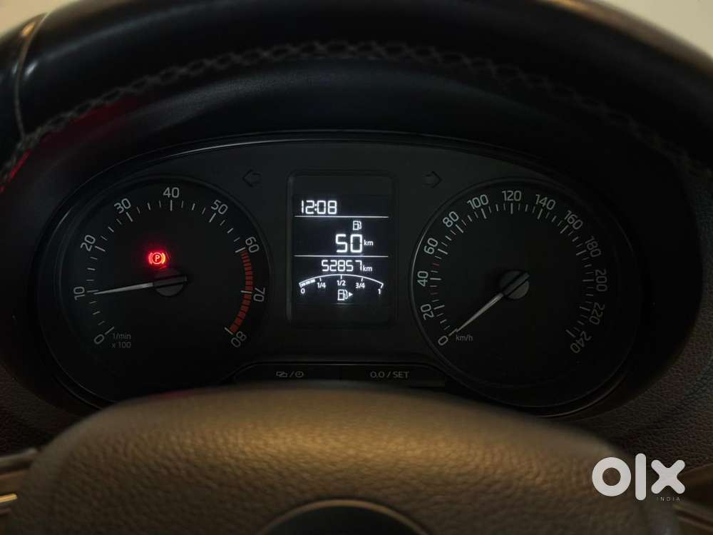 Skoda Rapid 1.6 Mpi Ambition, 2017, Petrol