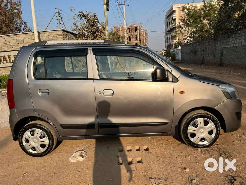 Maruti Suzuki Wagon R Vxi Amt1.2, 2016, Petrol