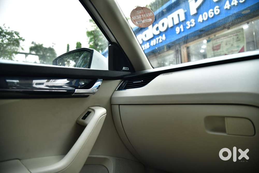 Skoda Octavia 2.0 L K Tsi At, 2019, Petrol