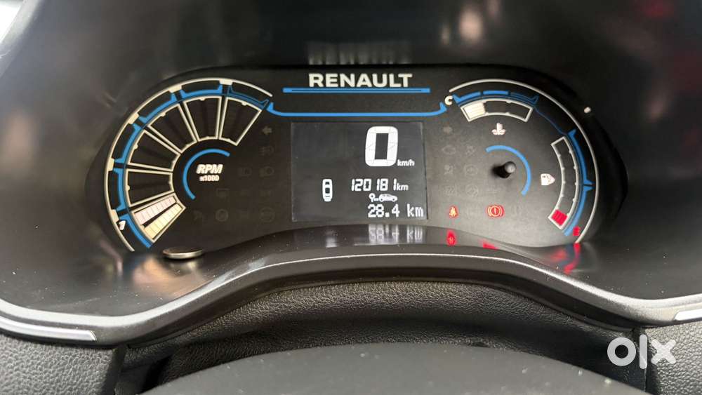 Renault Triber Rxz, 2019, Petrol