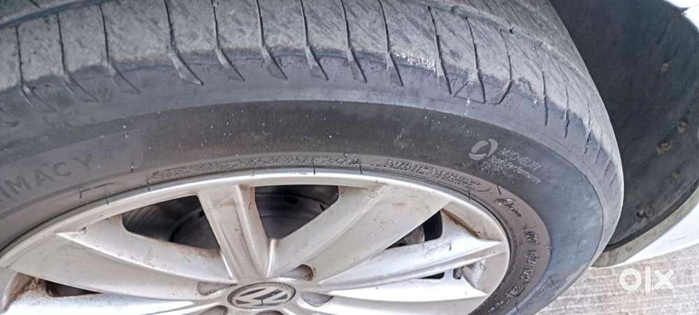 Volkswagen Vento 1.2 Highline Plus At 16 Alloy, 2016, Petrol