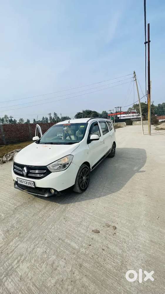 Renault Lodgy 2016 Diesel 150000 Km Driven