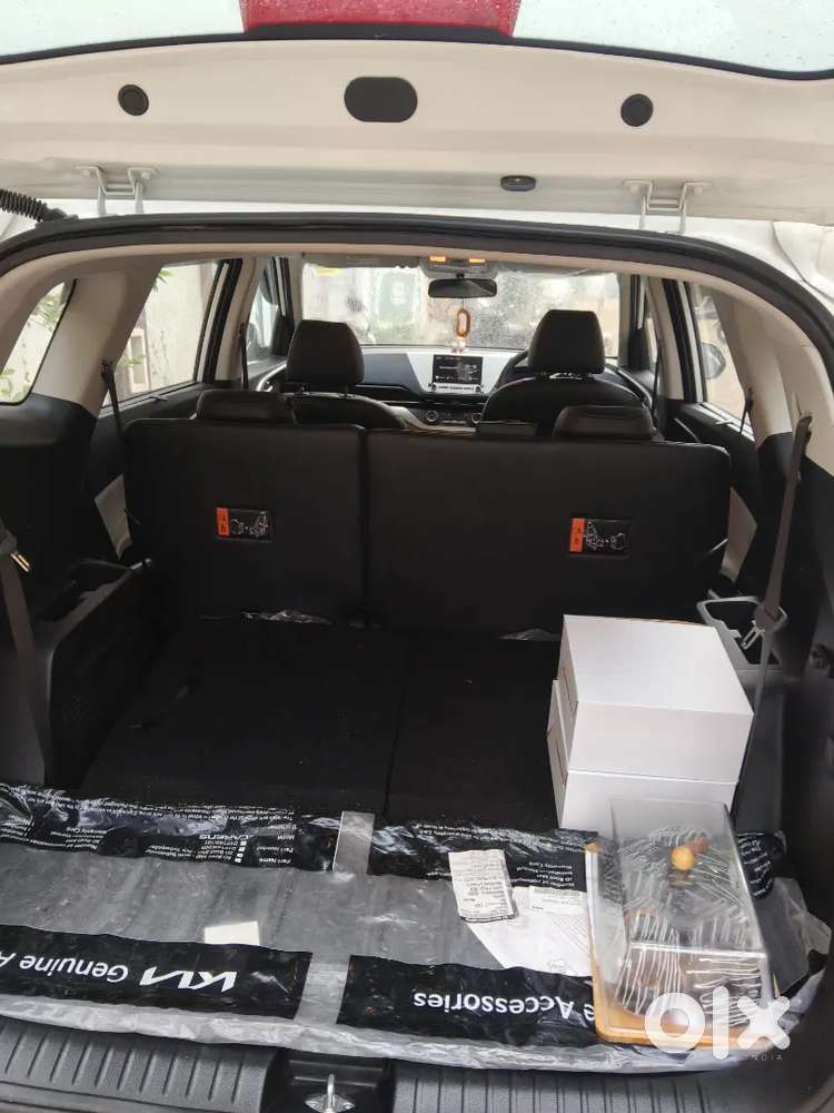 Kia Carens G Diesel 2025 Manual 8000 Km