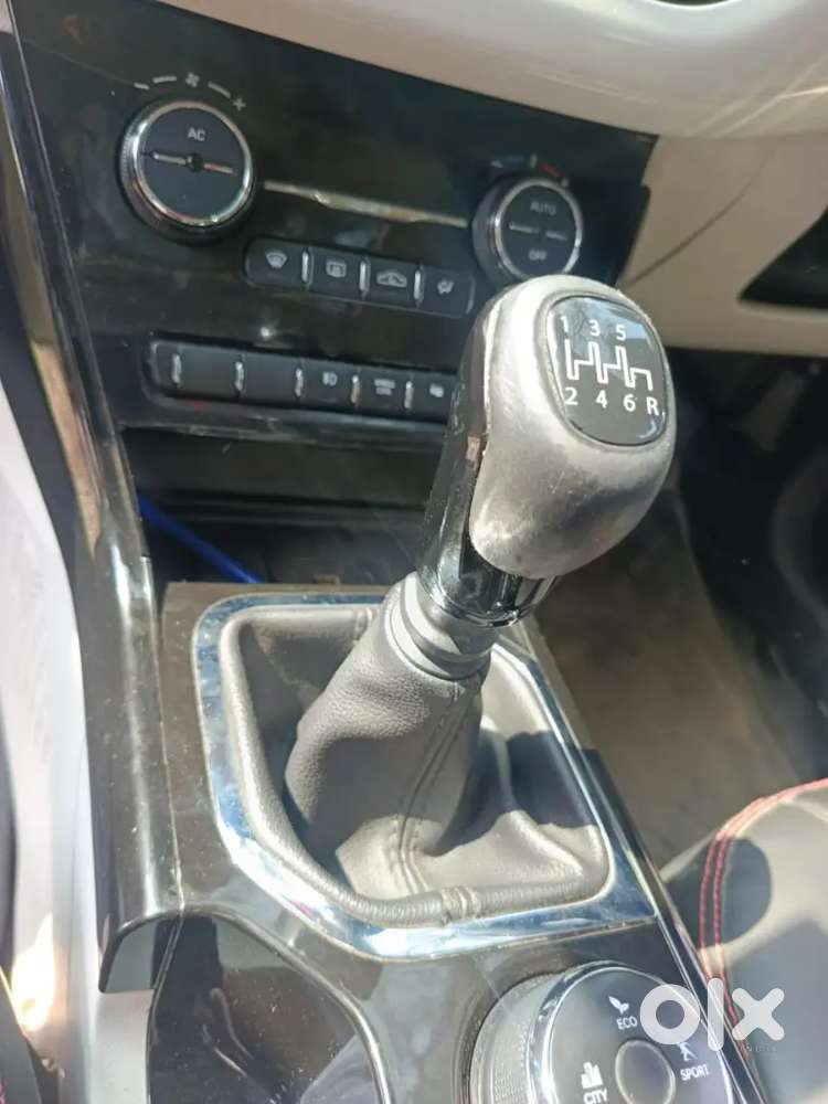 Tata Nexon 2022 Petrol 37500 Km Driven