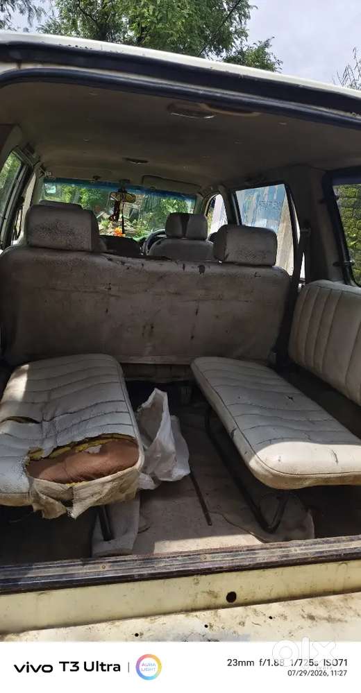 Chevrolet Tavera Neo 2012
