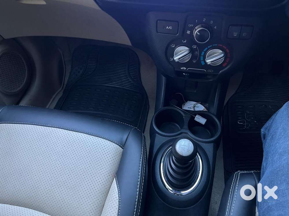 Honda Brio V Mt, 2013, Petrol