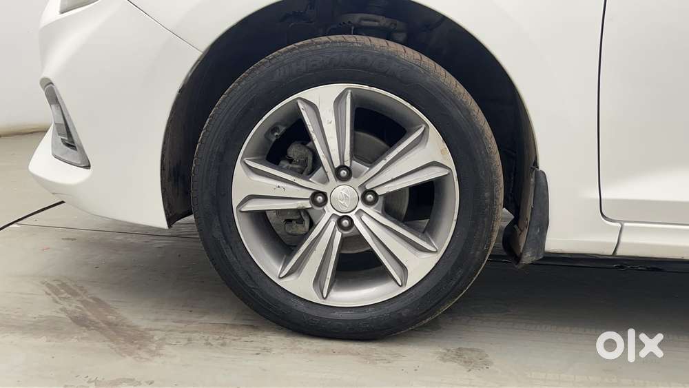 Hyundai Verna Vtvt 1.6 At Sx Plus, 2018, Petrol