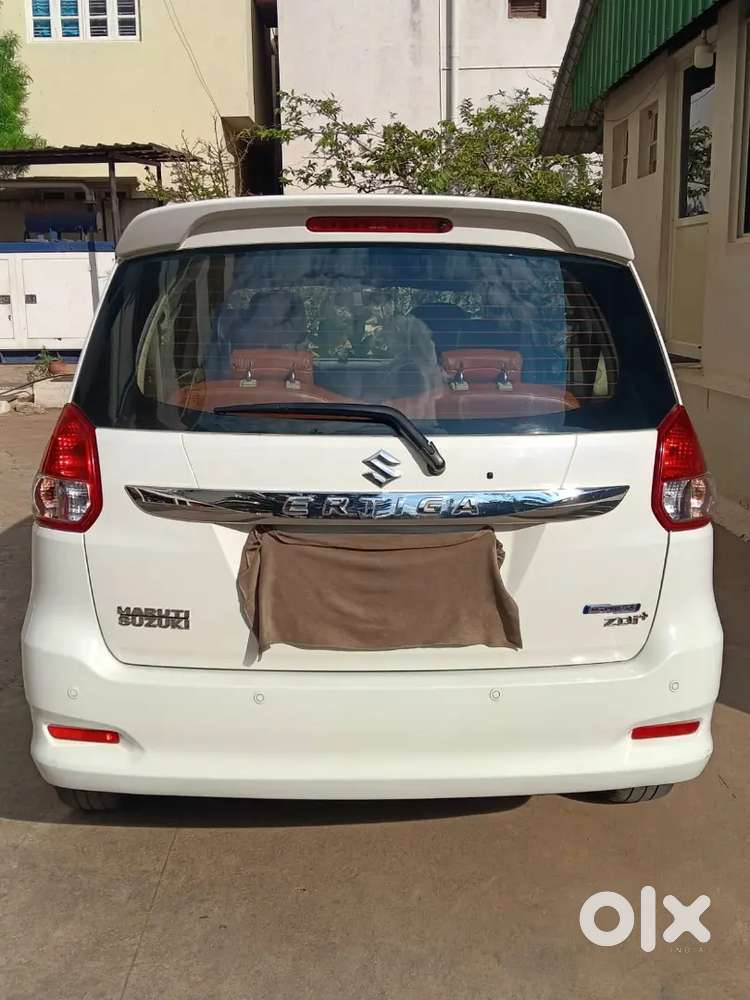 Maruti Suzuki Ertiga 2016 Diesel 83359 Km Driven
