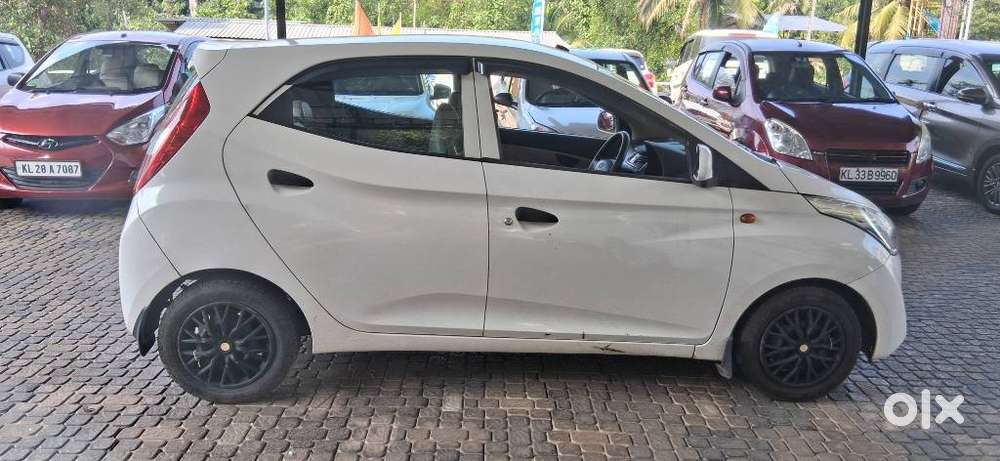 Hyundai Eon Era +, 2017, Petrol