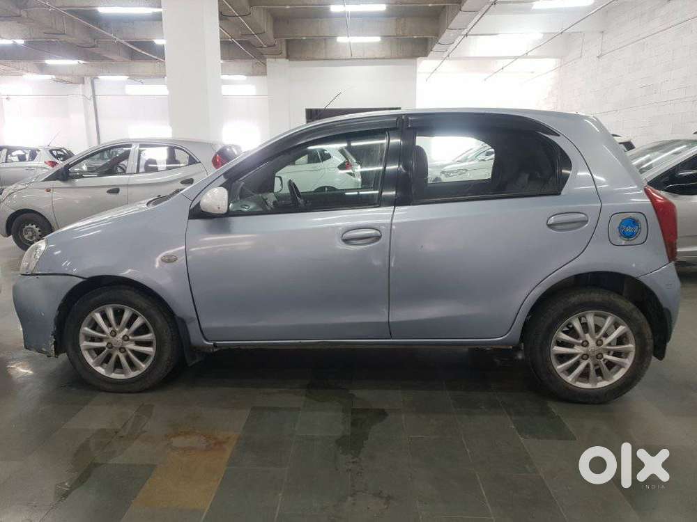 Toyota Etios Liva 2011-2012 V, 2011, Petrol
