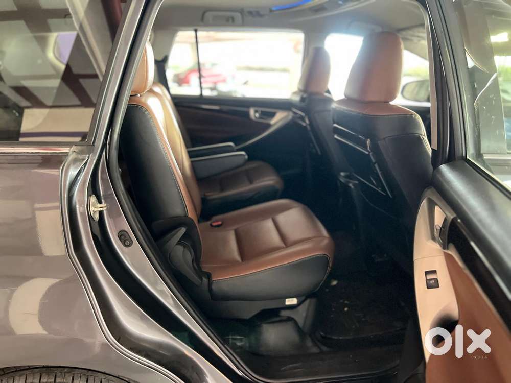 Toyota Innova Crysta 2.8z Automatic, 2021, Diesel