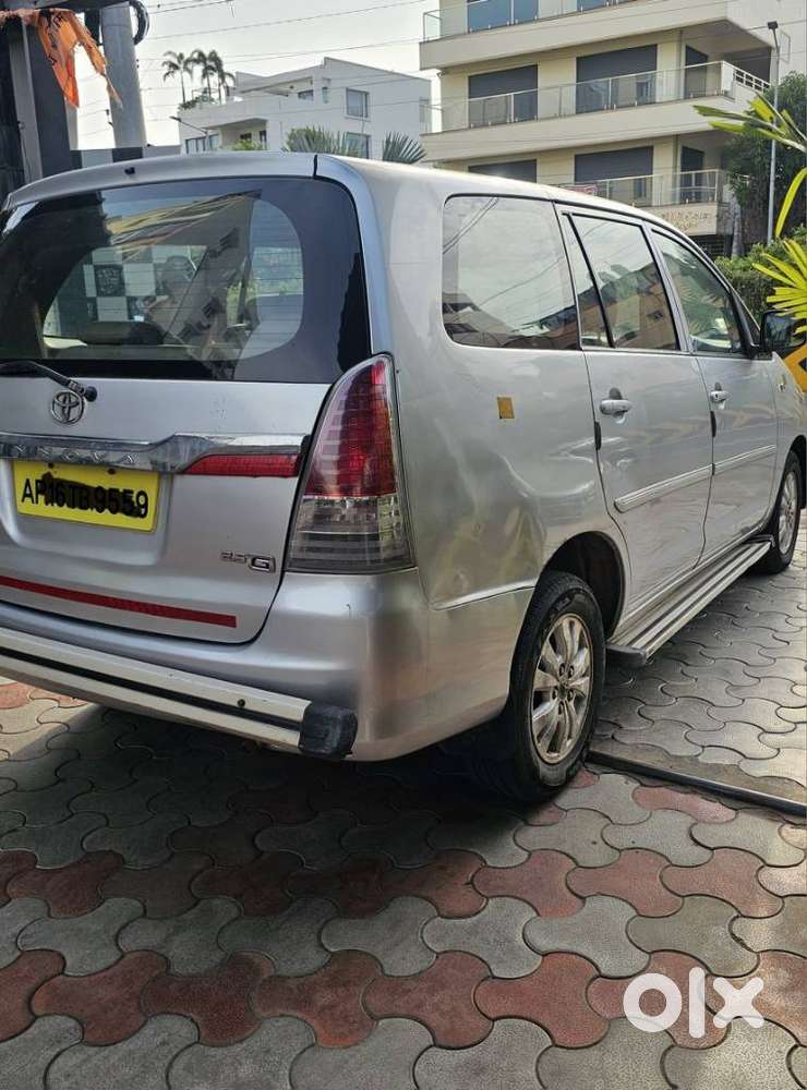 Toyota Innova 2.5 G (diesel) 7 Seater, 2010, Diesel