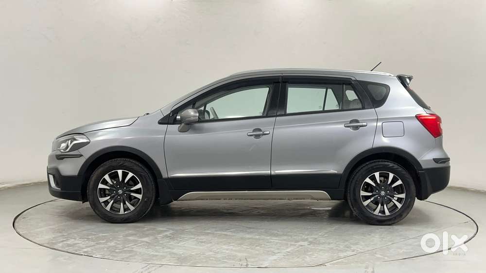 Maruti Suzuki S-cross 1.5 Alpha At, 2022, Petrol