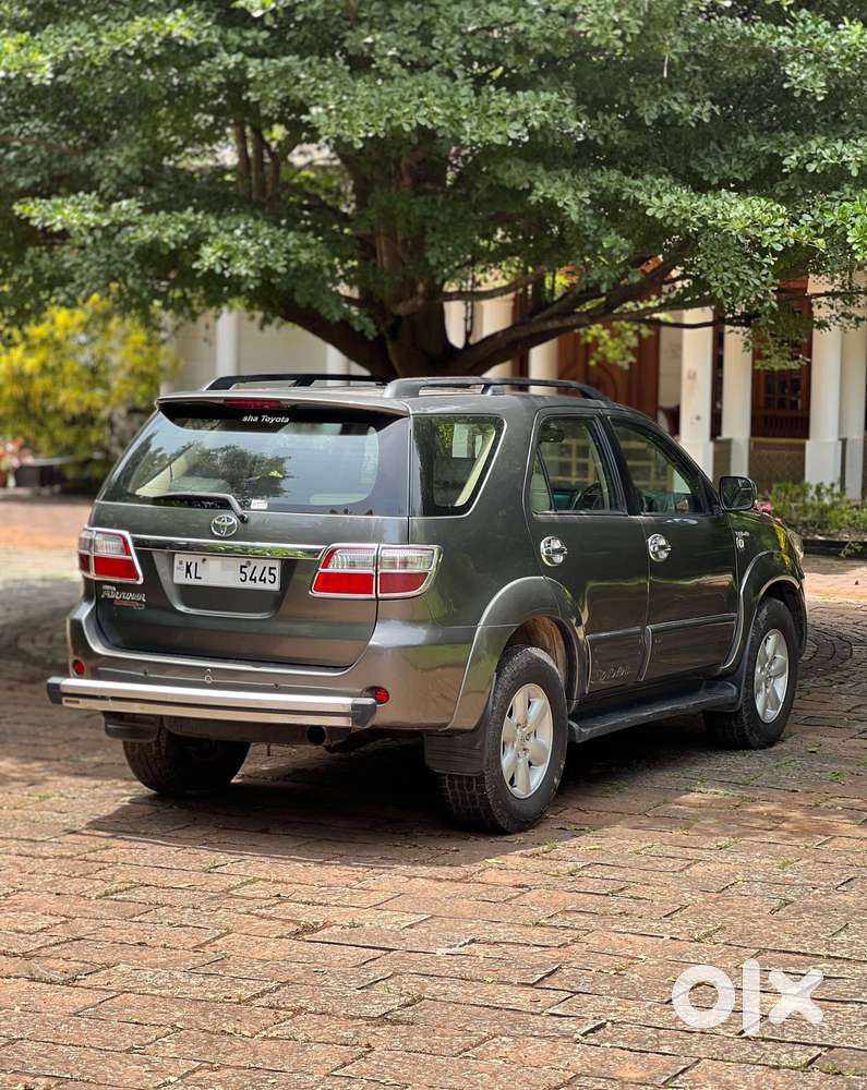 Toyota Fortuner 3.0 4x4 Manual, 2010, Diesel