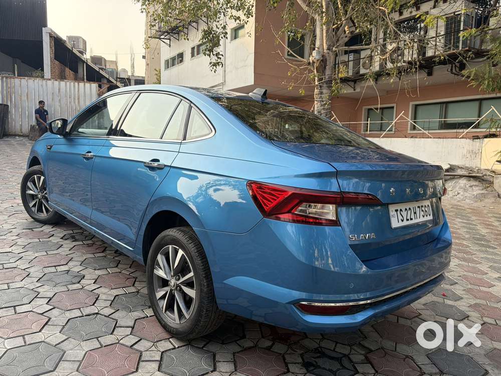 Skoda Slavia Style 1.0l Tsi Mt, 2023, Petrol