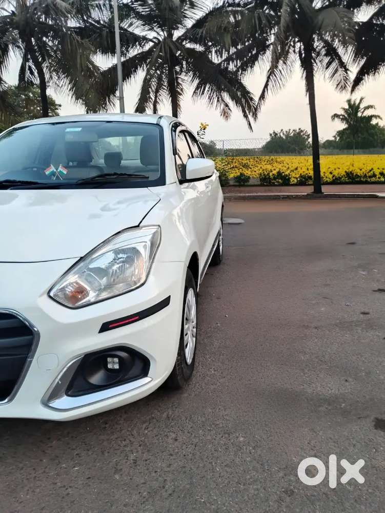 Maruti Suzuki Dzire 2021 Petrol 121500 Km Driven