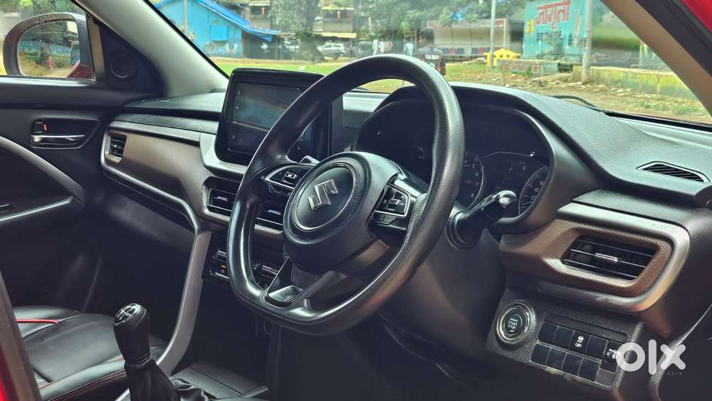 Maruti Suzuki Brezza 1.5 Zxi Smart Hybrid Dual Tone, 2024, Petrol