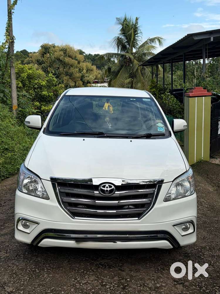 Toyota Innova 2.5 V 7 Str, 2015, Diesel