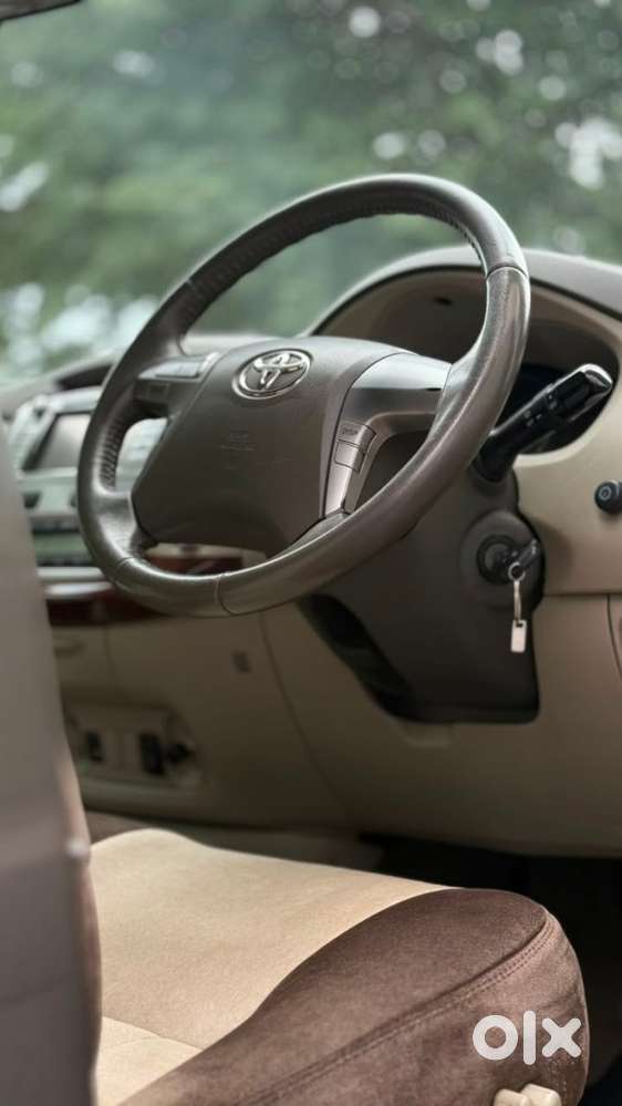 Toyota Innova 2.5 V 7 Str, 2012, Diesel