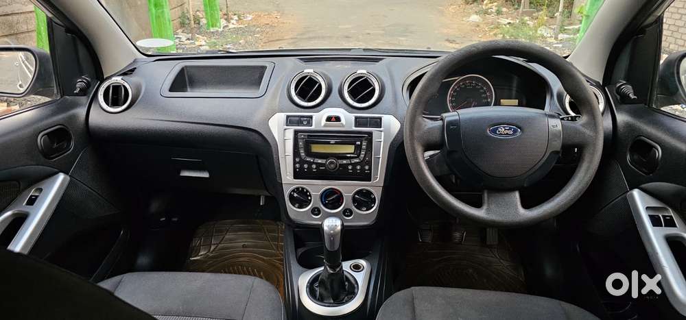 Ford Figo 2012-2015 Petrol Zxi, 2013, Petrol