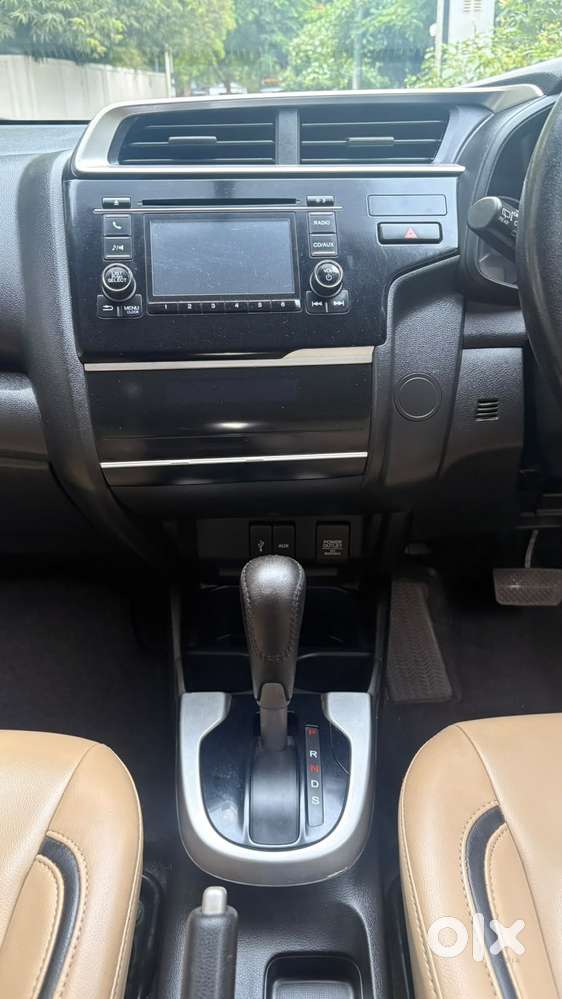 Honda Jazz V Automatic, 2018, Petrol