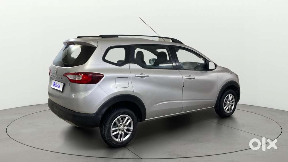 Renault Triber Rxt, 2022, Petrol