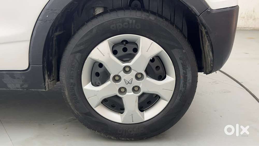 Mahindra Xuv300 W6, 2023, Petrol